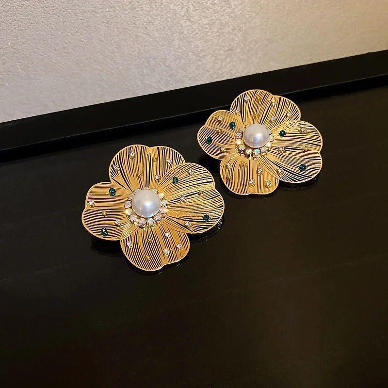 Eternal Sparkling Earrings
