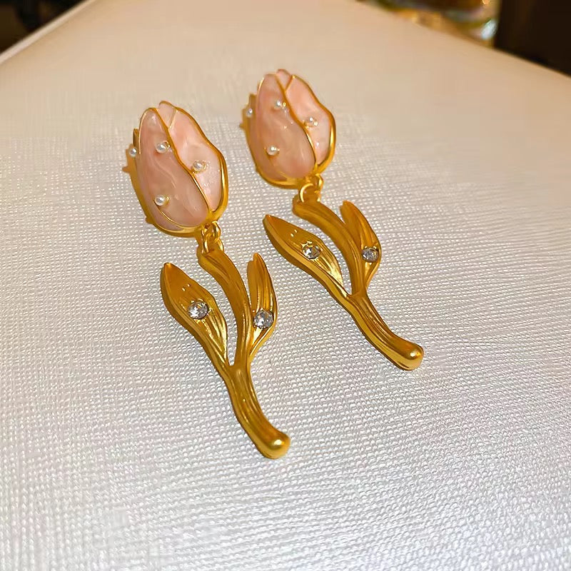 Tulip Earring