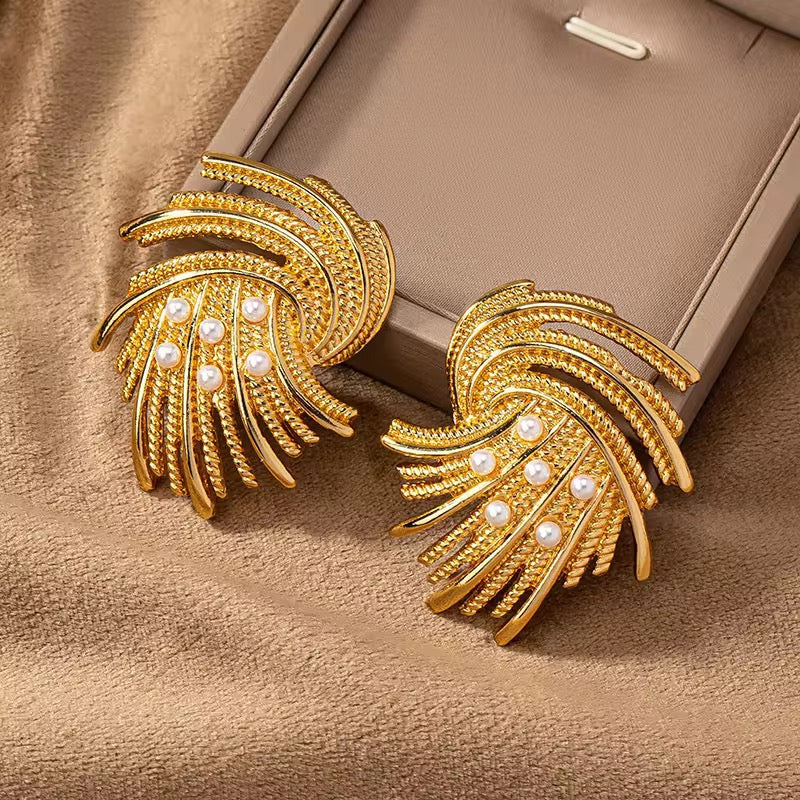 Gold Earring