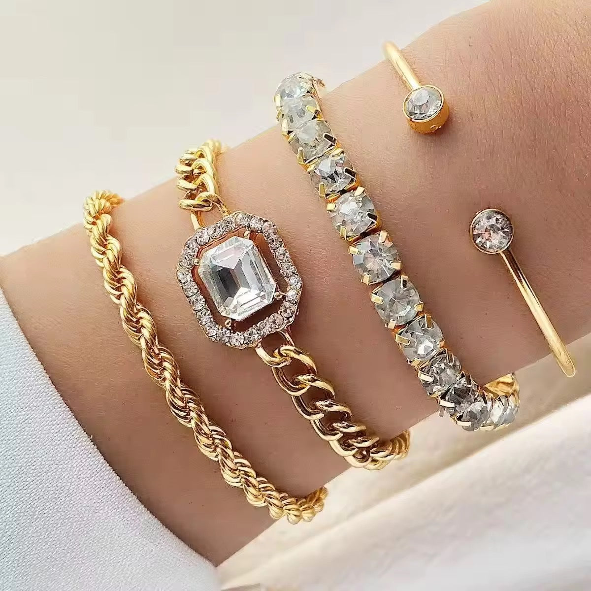Dazzling Diva Bracelet Set