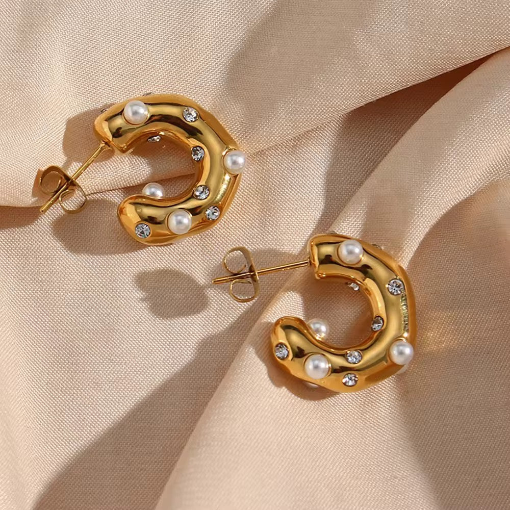 Curve Hoop Earrings
