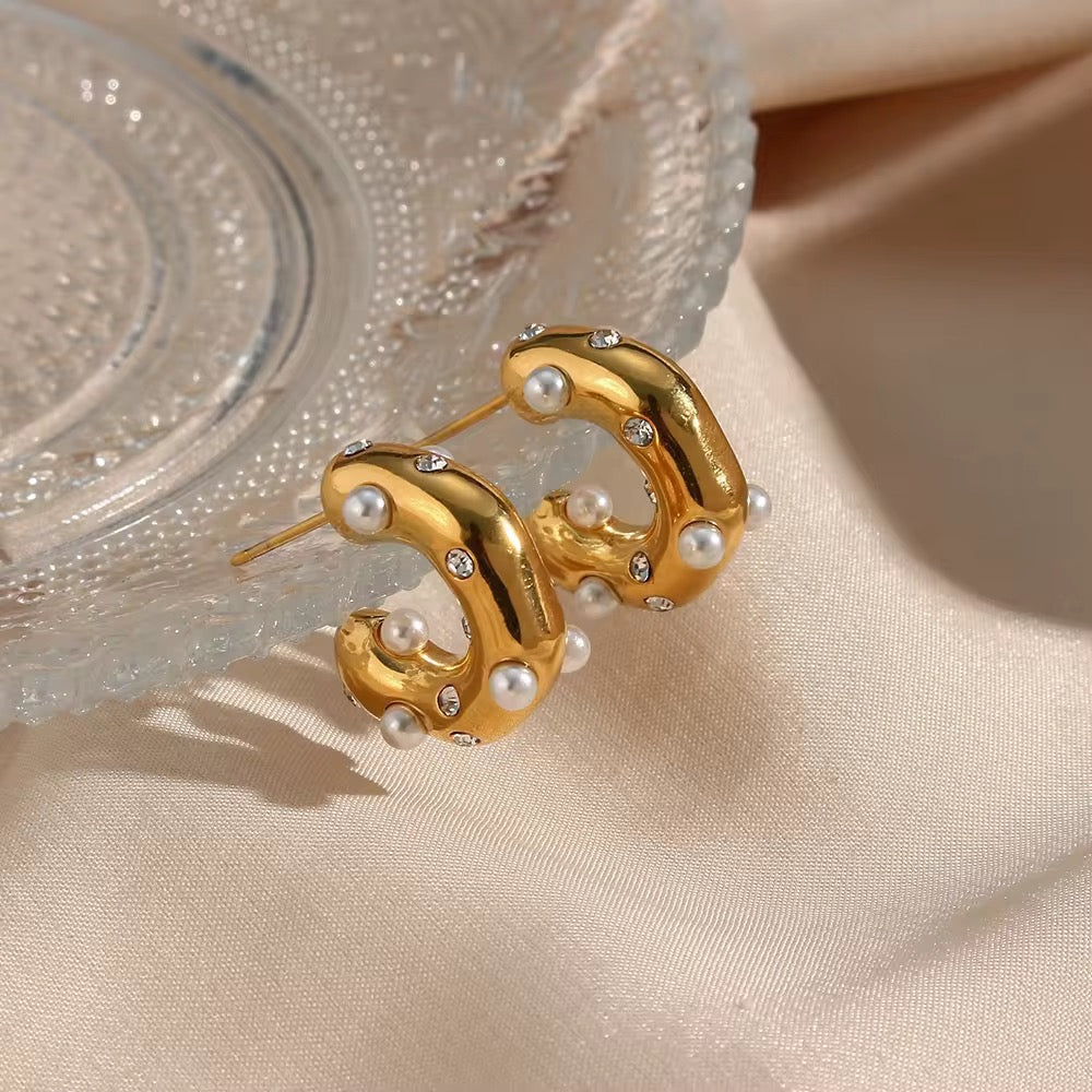 Curve Hoop Earrings
