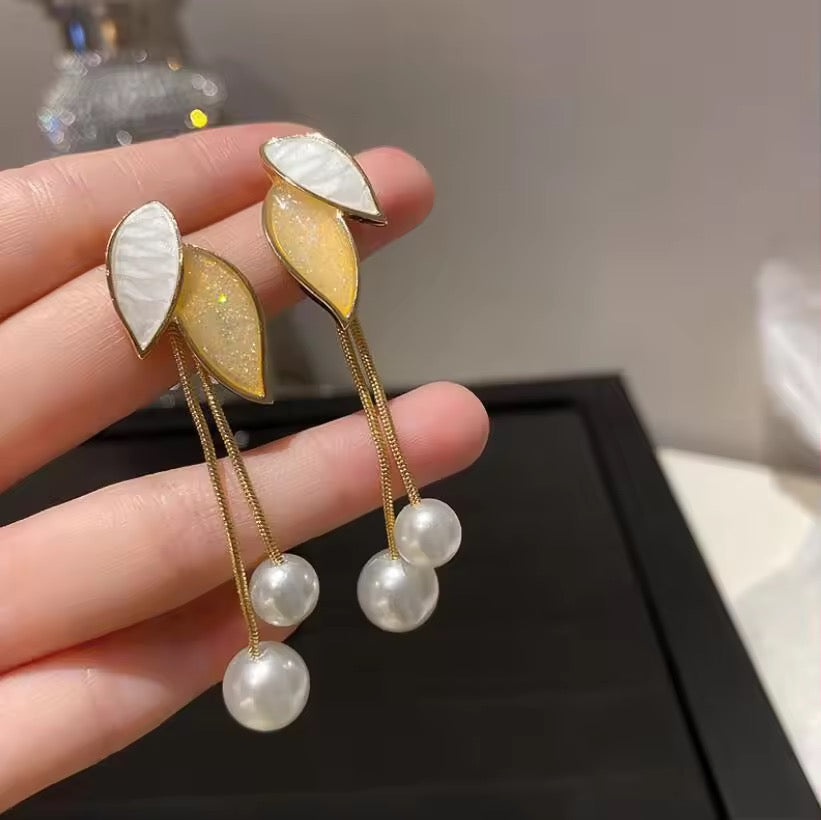 Floral Drips Earrings