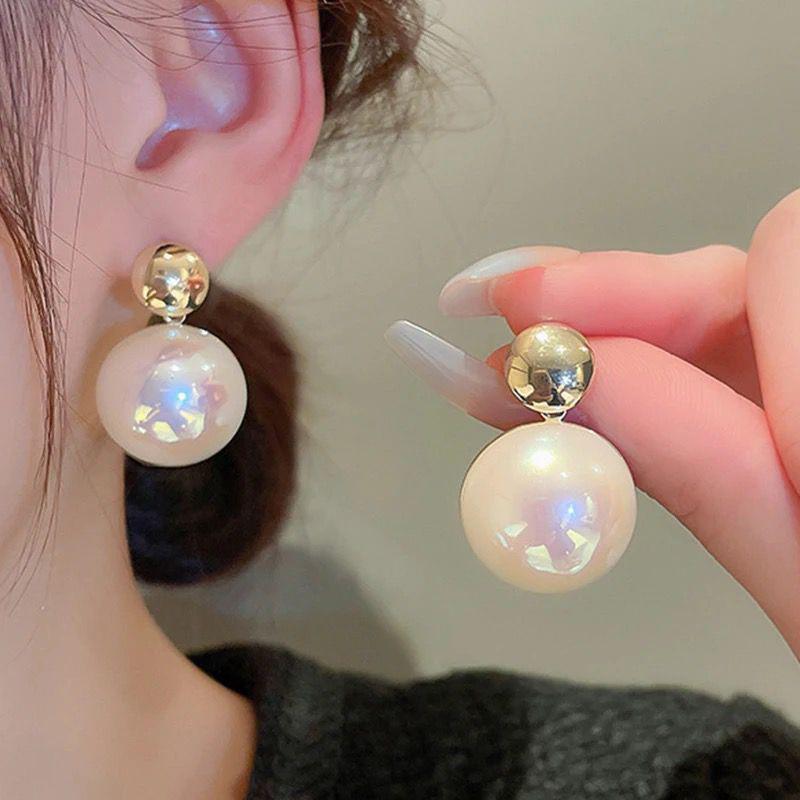 Pearl Studs