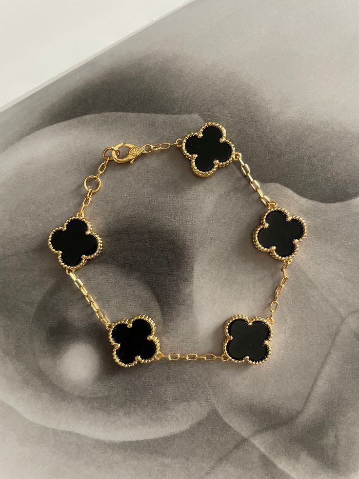 Anti Tarnish Clover Bracelet
