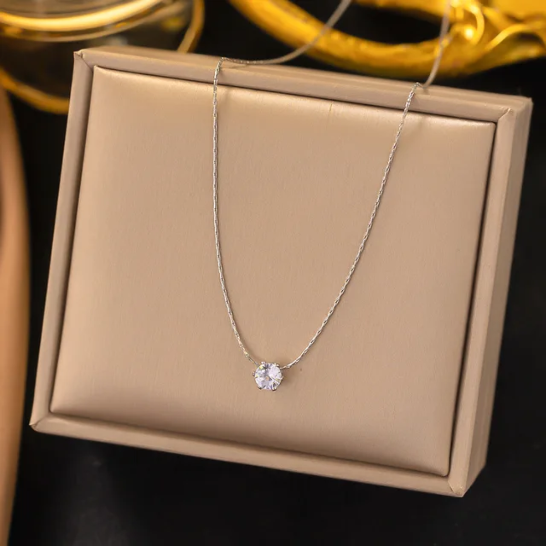 Elegant Gold Solitaire Necklace