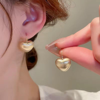 Love Studs
