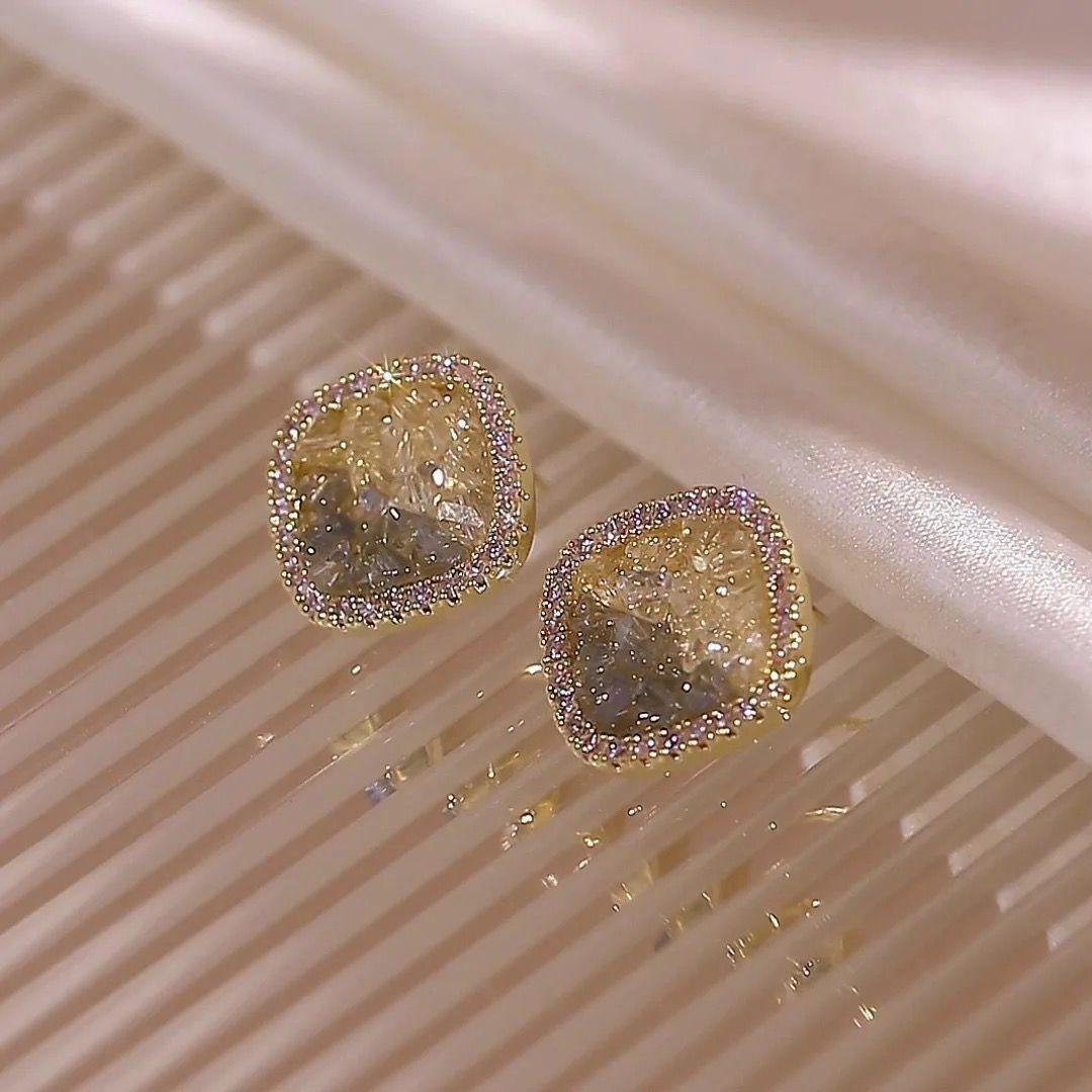 Flora Studs