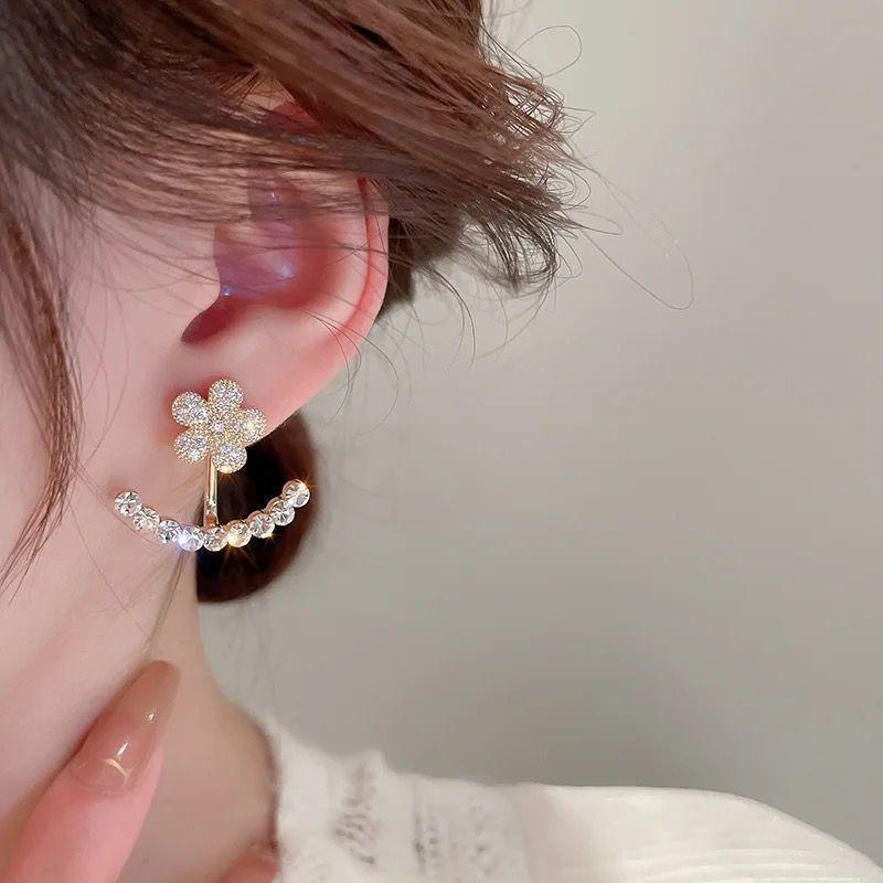 Flora Stud Earings