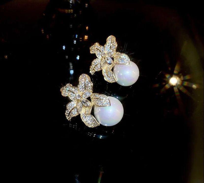 DE Perlas Earrings