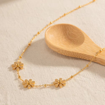 Minimal Daisy Gold Necklace