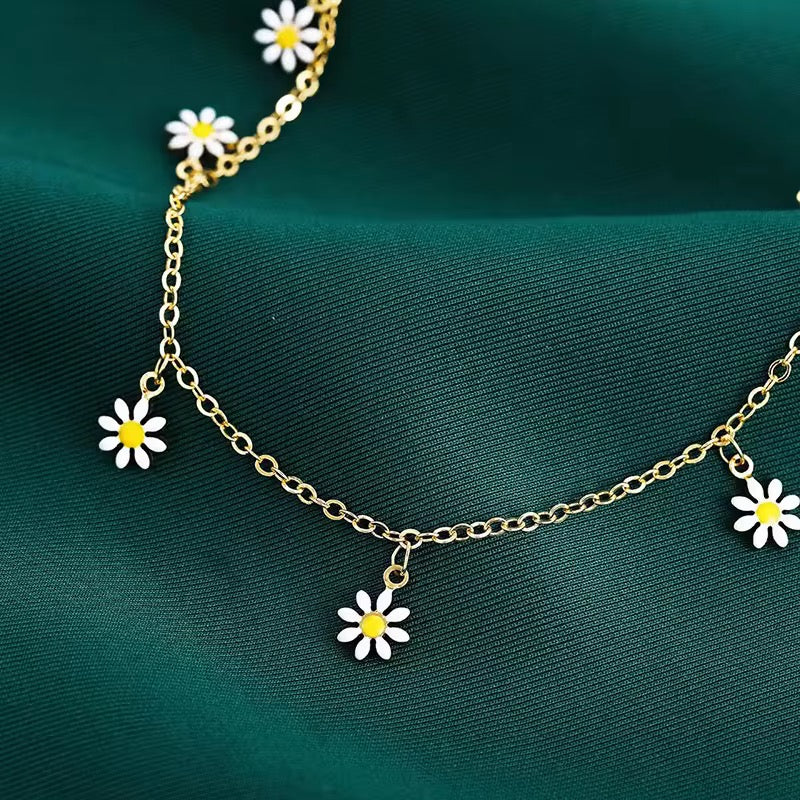 Daisy Chain Dreams Anklet