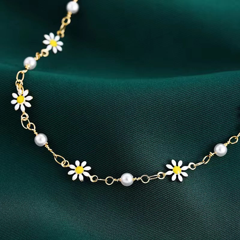 Daisy Chain Dreams Anklet