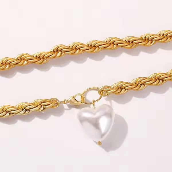 Pinteresty Heart Necklace