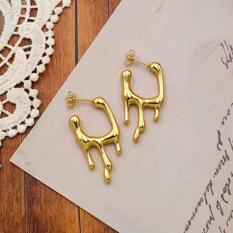 18k Gold Plated Woobly Earrings