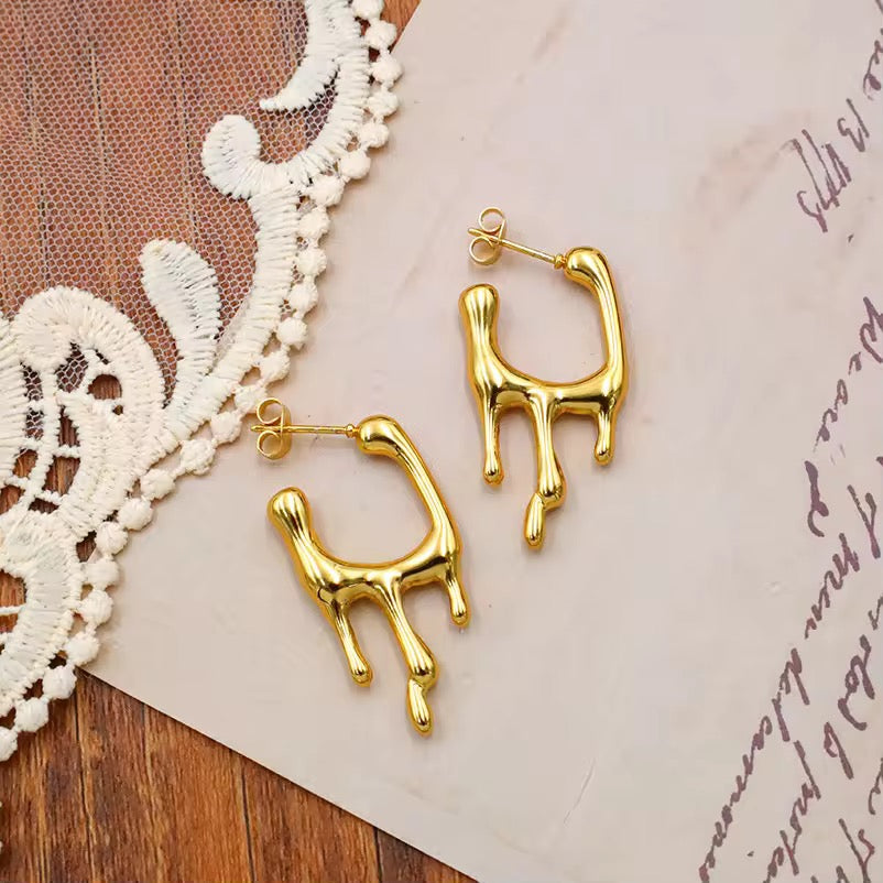 18k Gold Plated Woobly Earrings
