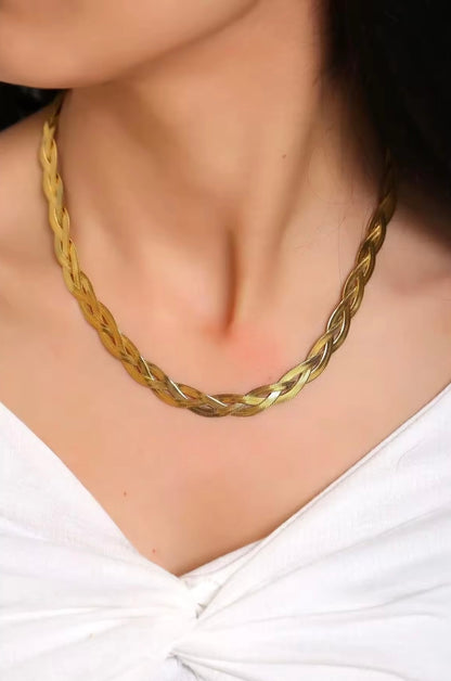 Twisted Gold Necklace - 18K Gold Plated