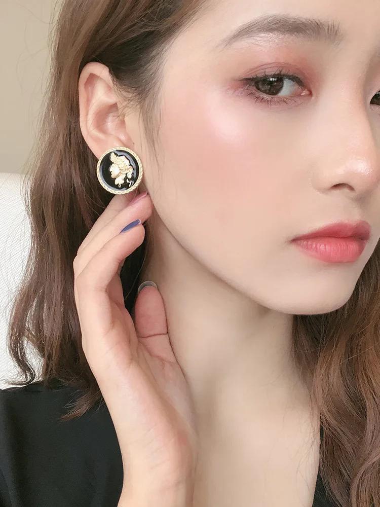 Vintage Studs