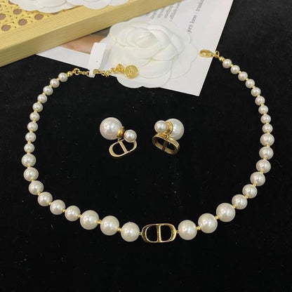 Bella Pearl Set