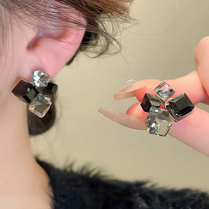 Iris Earring
